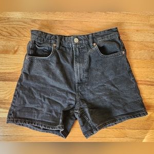 ZARA mom style shorts